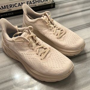 HOKA 8 Cream on cream sneakers -